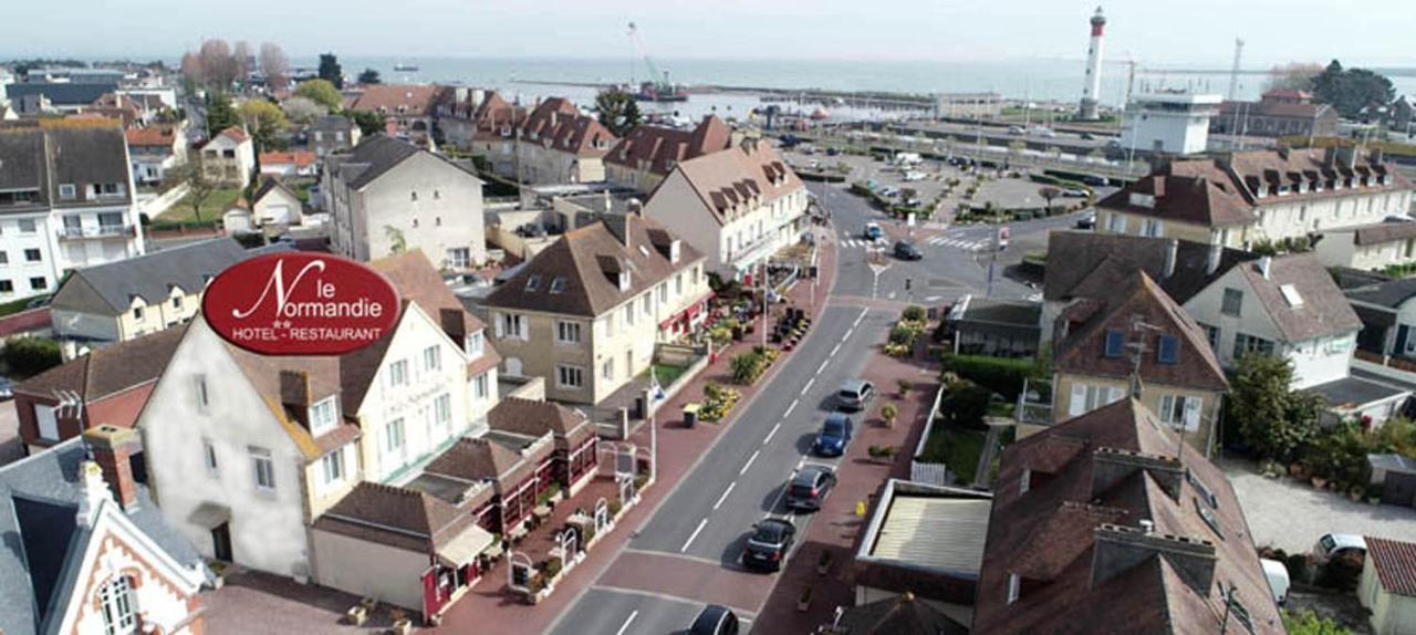 Hôtel-Restaurant Le Normandie Luc-sur-Mer Exterior foto